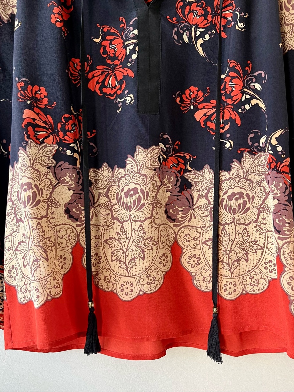 Meadow Rue 100% Silk Boho Peasant Style Tunic Blouse Size XS Navy Red Cream - Picture 4 of 8